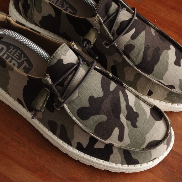 Hey Dude Loafers Womens SZ 8 Green Wendy Camoflage Slip On Lightweight Flat Shoe - Picture 4 of 13